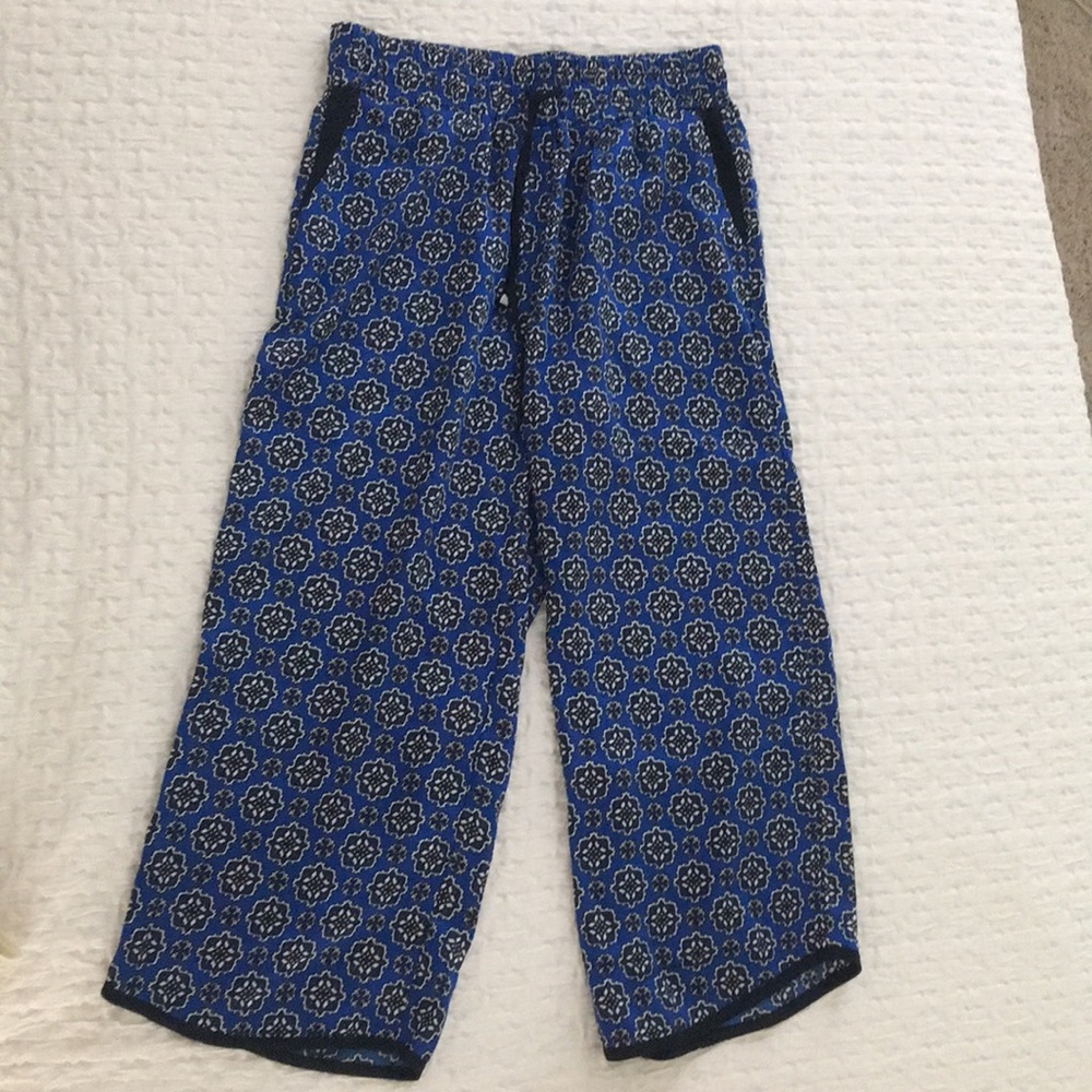 Forever 21 Silky Capris